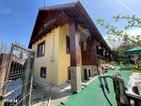 Casa de vanzare in Slanic - Central!