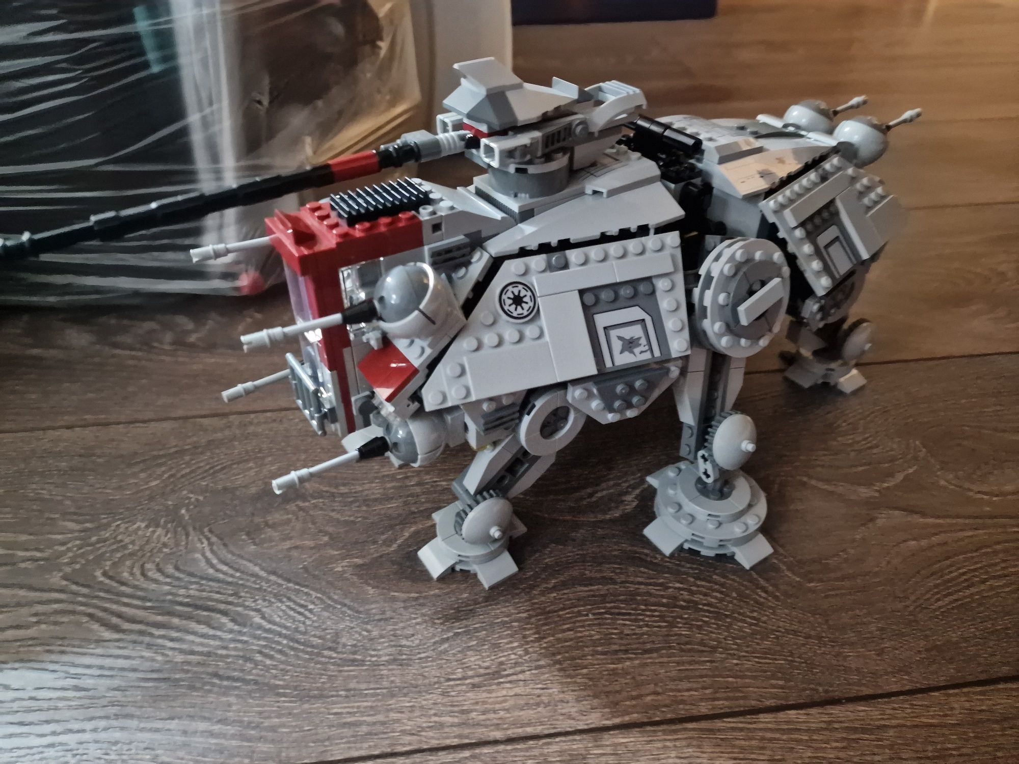 Lego star wars set and minifigures