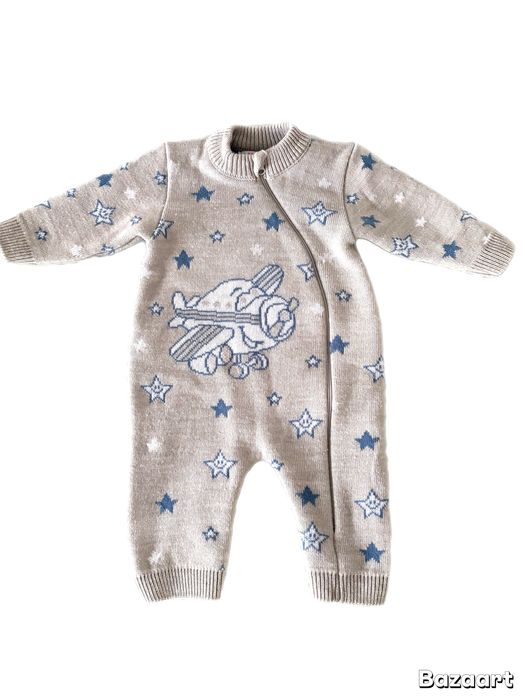 Продам детский комбинезон