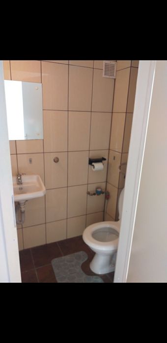 Închiriez ap.2 camere în Dimitrov