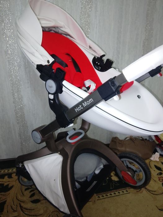 Продам коляску 2 в 1