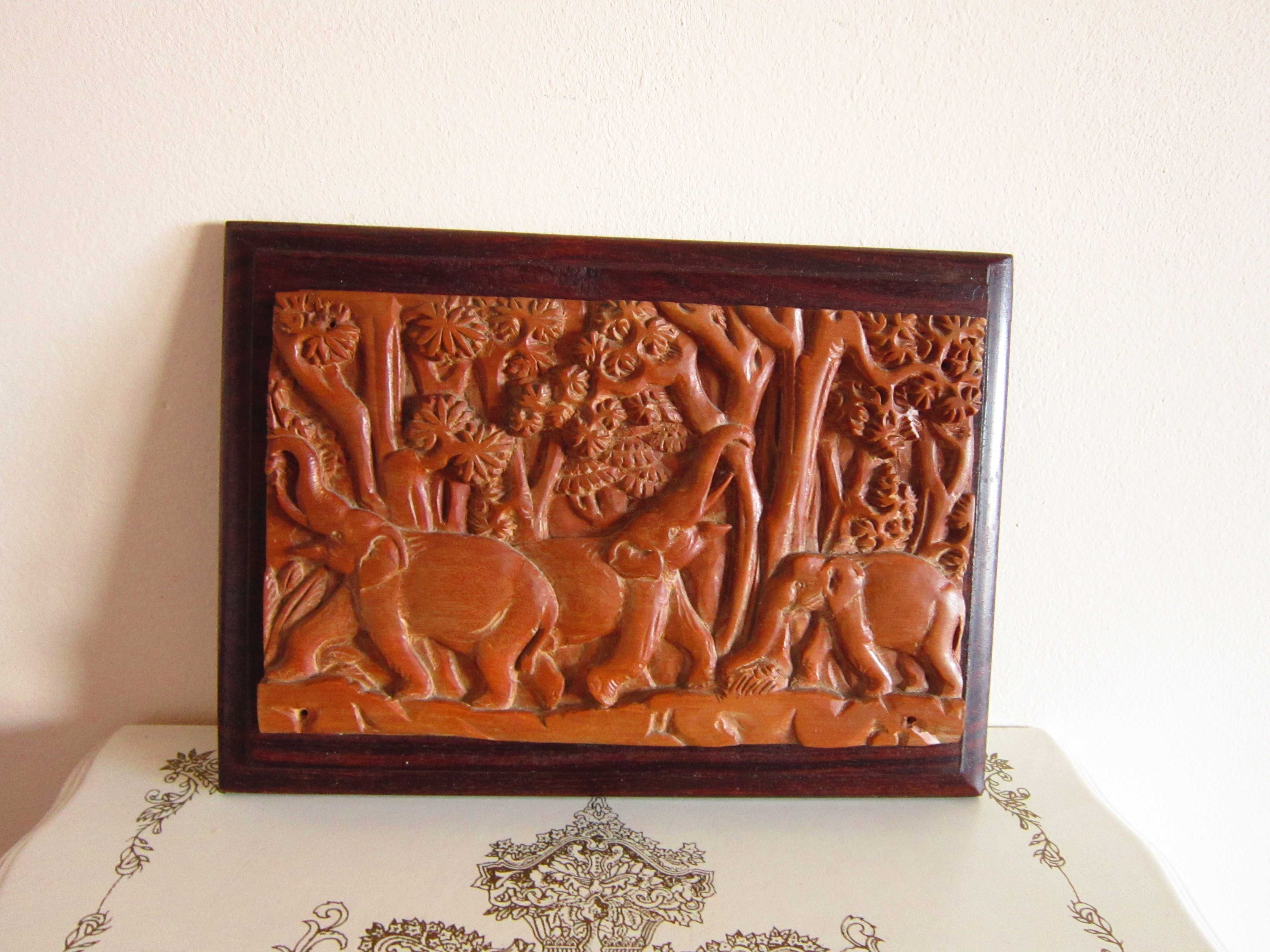 cadou rar Frăția elefantilor tablou 3D sculptura lemn Chempaka'80