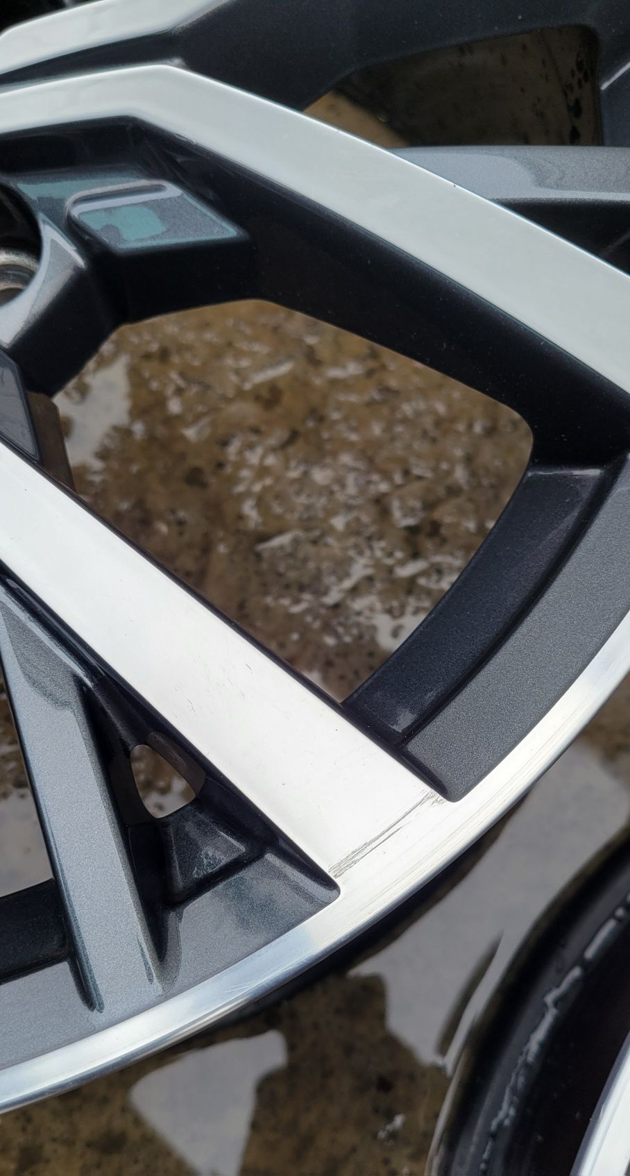 ОРИГИНАЛНИ джанти 17" за VW и SKODA