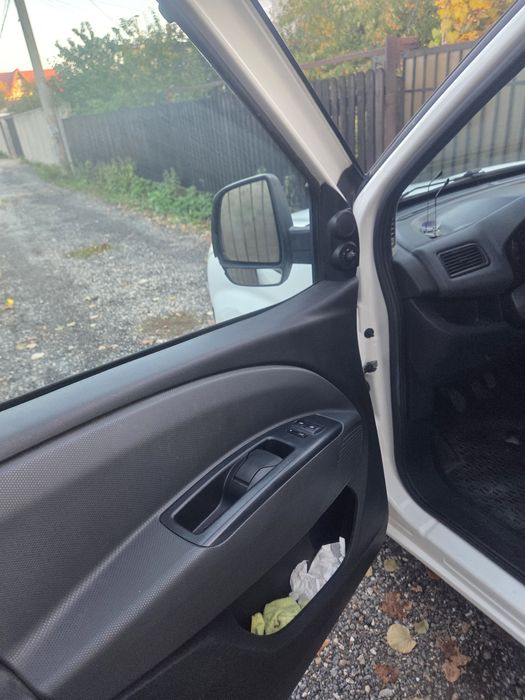 Fiat Doblo 1.6, an 2011