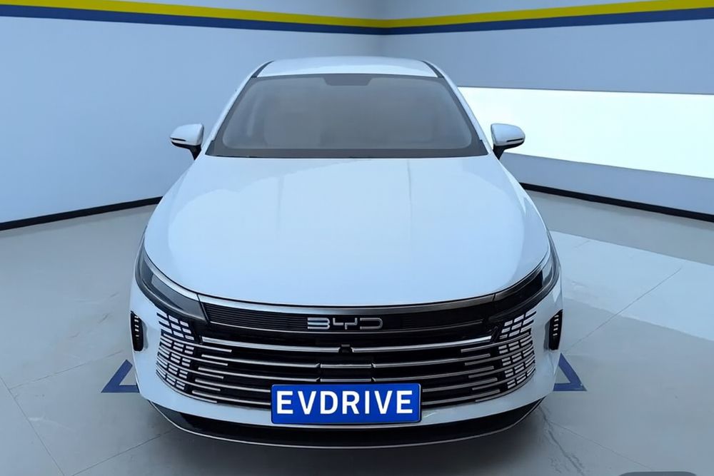 Аренда авто под такси 19000 сутки