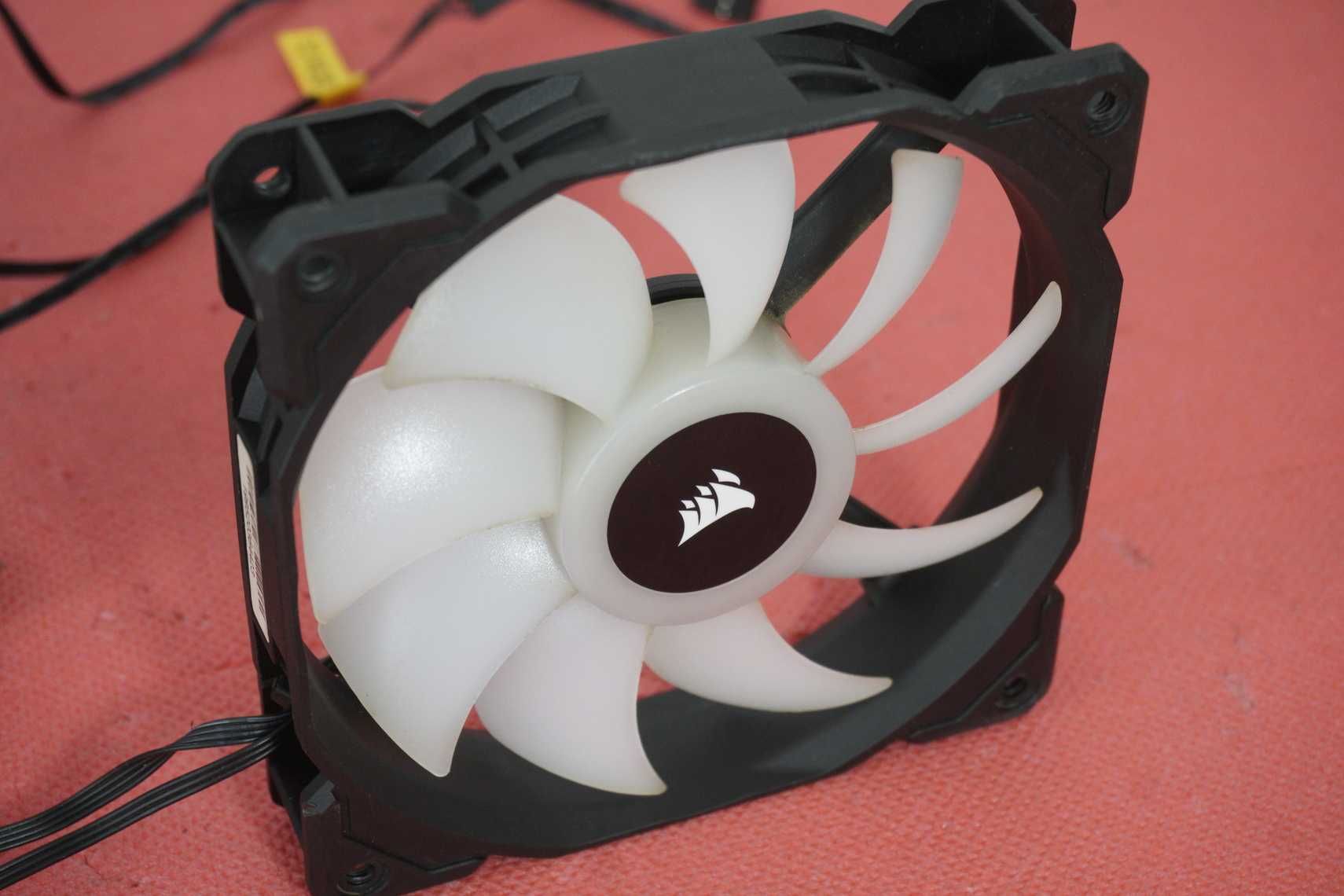 2х 120mm RGB Corsair fans вентилатор