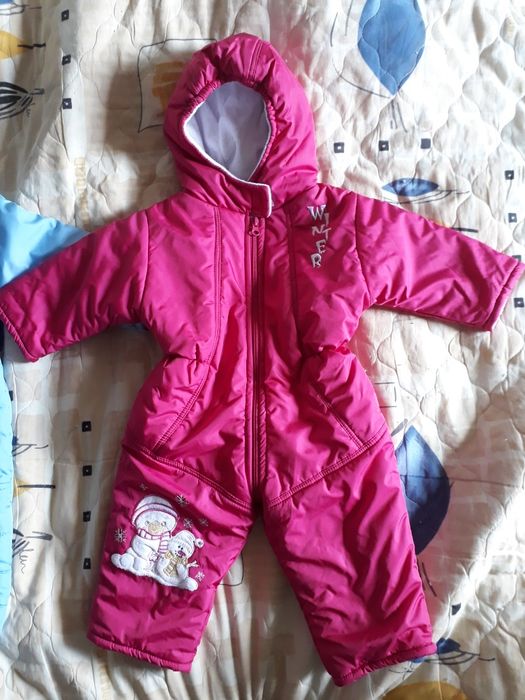 2 броя Космонавти от 12-18 мес.