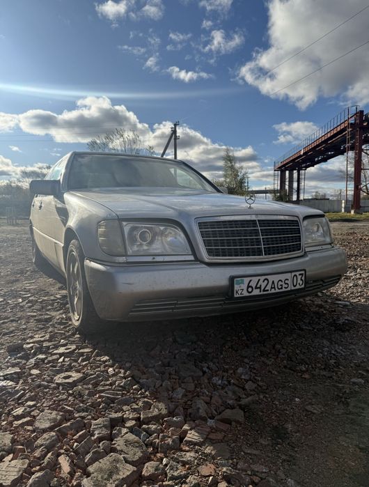 Продам мерса 3.2