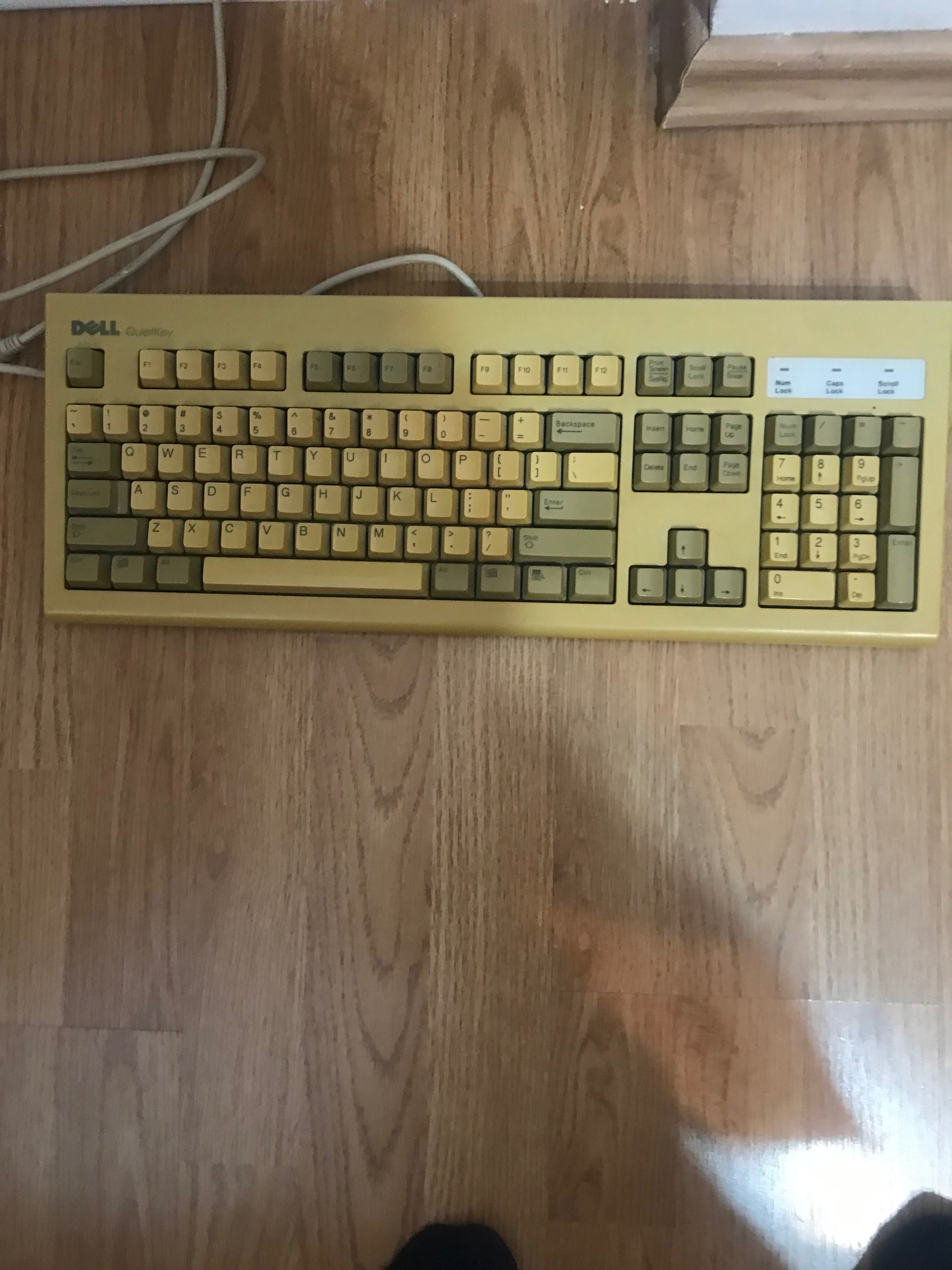 Tastatura vintage