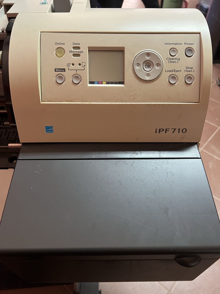 Plotter Canon iPF710