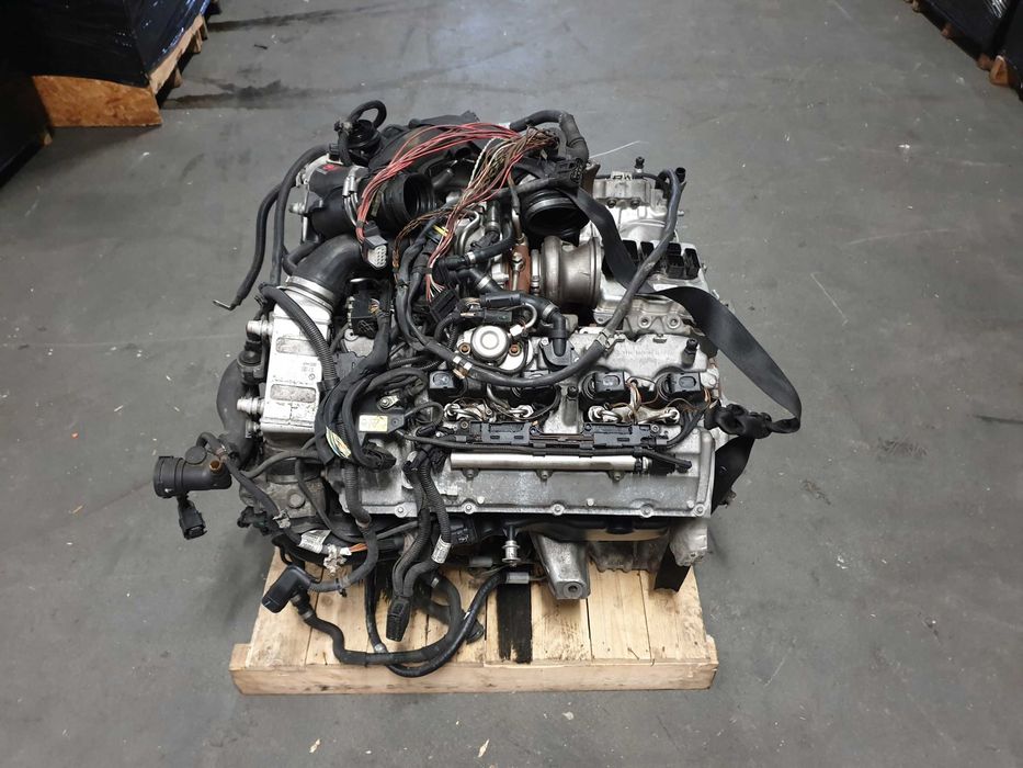 motor BMW M5 F10 M6 M8 4.4 S63B44B