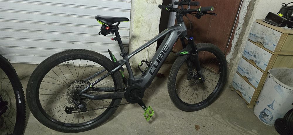 Ел. Велосипед Cube Reaction  s размер