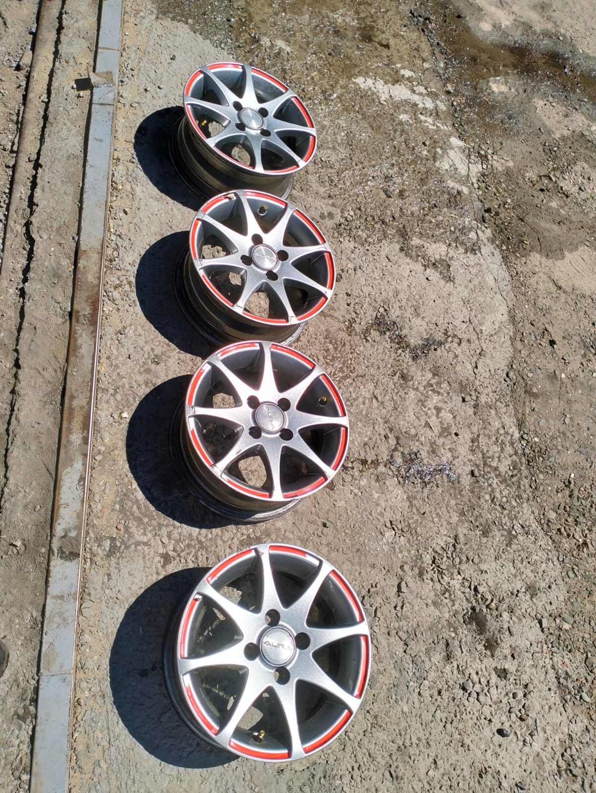 Продам литые R13. 4x100