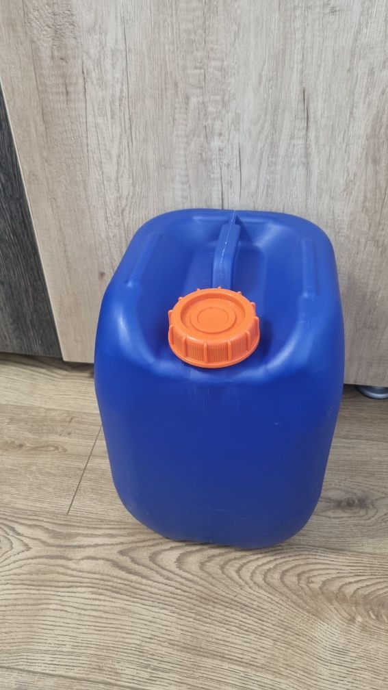 Canistra / bidon de plastic 20 litri