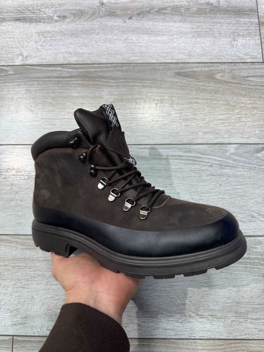 Ботинки Lucido Vienno.