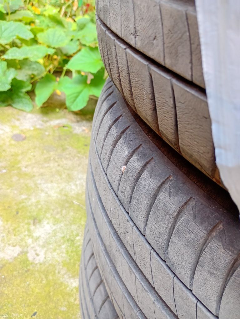 Гуми Michelin 17ки летни