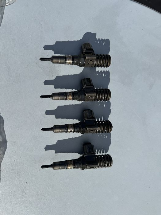 Injectoare a6 c6 2.0 BRE BLB