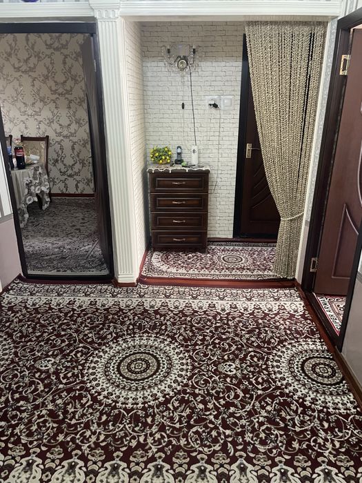 Sergeli 5 uy sotiladi