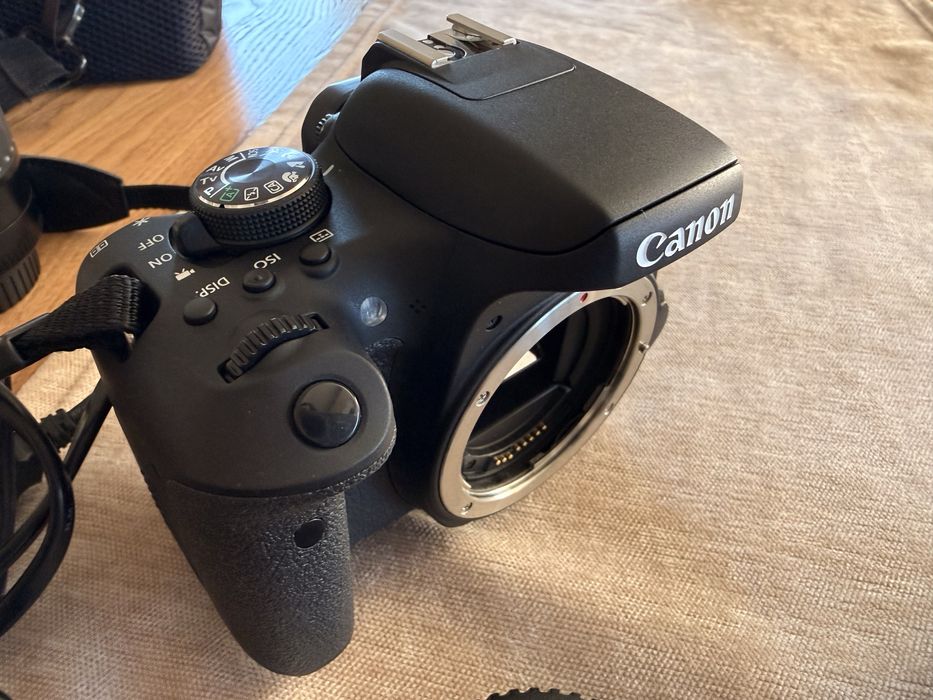 Canon EOS 750D + 18-55mm + 80-200mm Wi-Fi