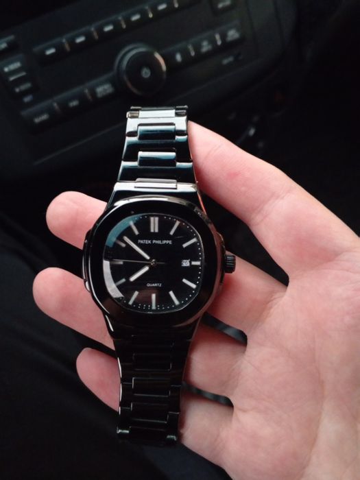 Часы мужские стильные