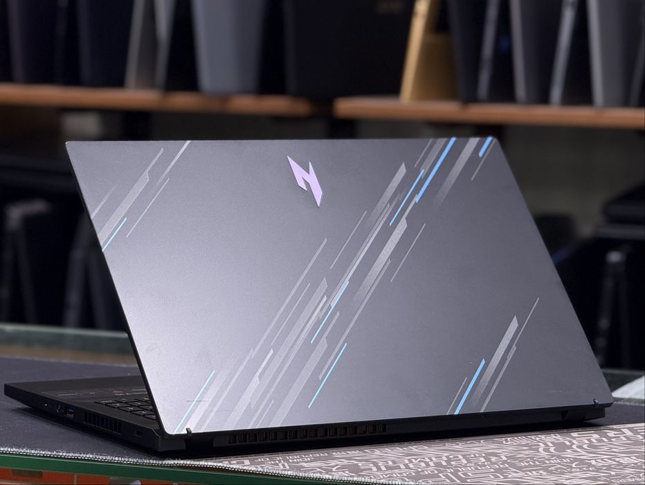 Acer Nitro i9-13900H RTX-4060 16/512GB