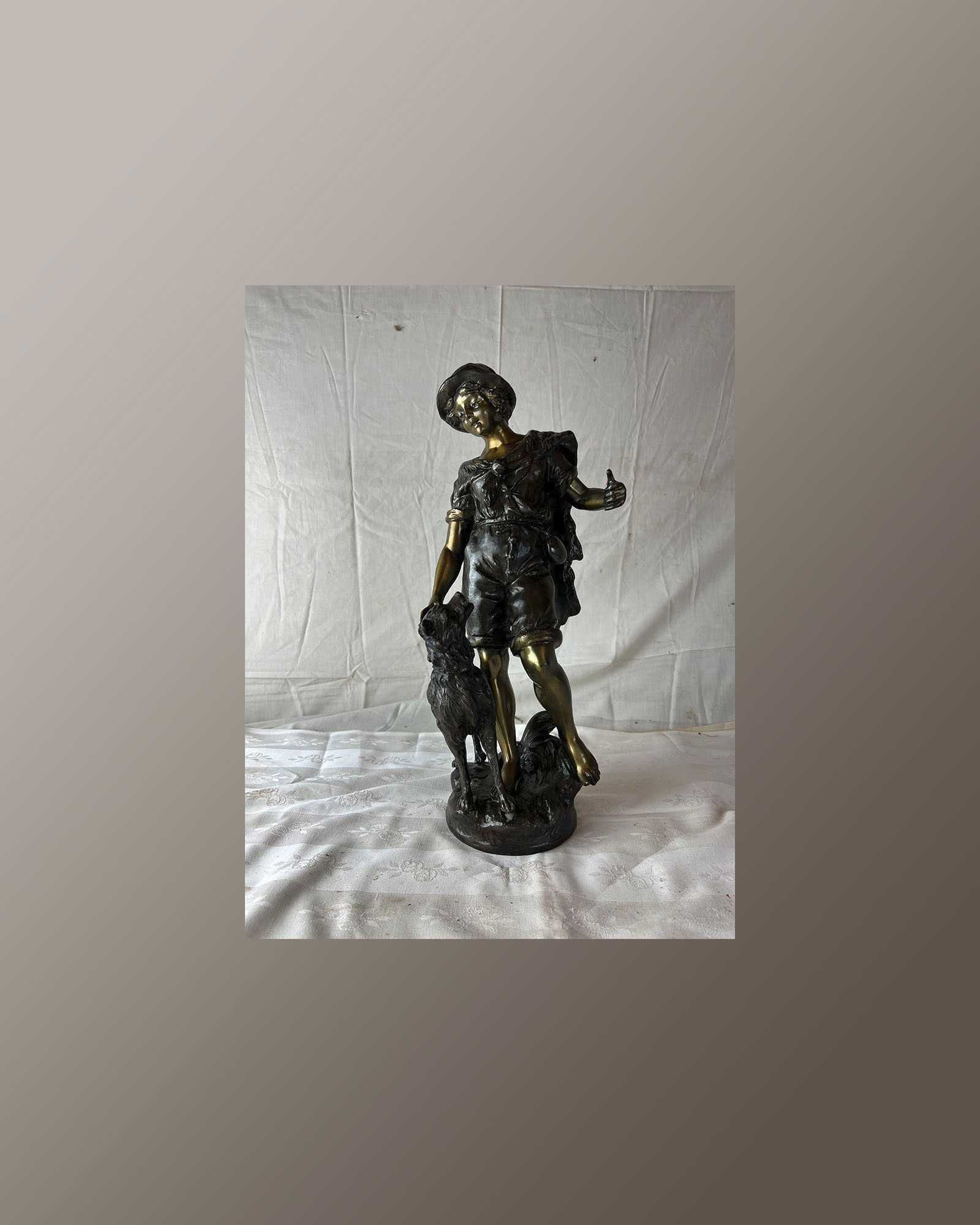 Sculptura din zamac, pastor cu caine, semnata Moreau