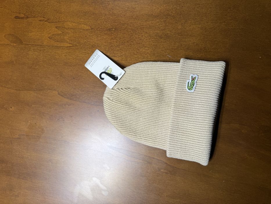 Caciula Fes Lacoste noua/new unisex