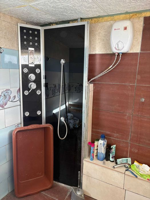 Продава се къща с.Макариополско