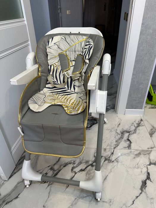 Срочно продам детское кресло