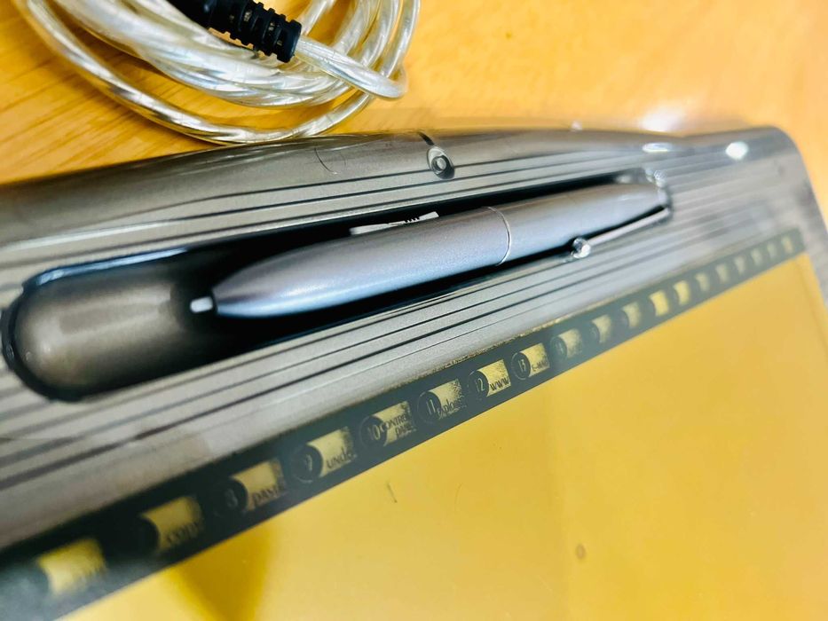 Tabletă grafică wireless Trust TB-4200 – ideală desen si scris de mana