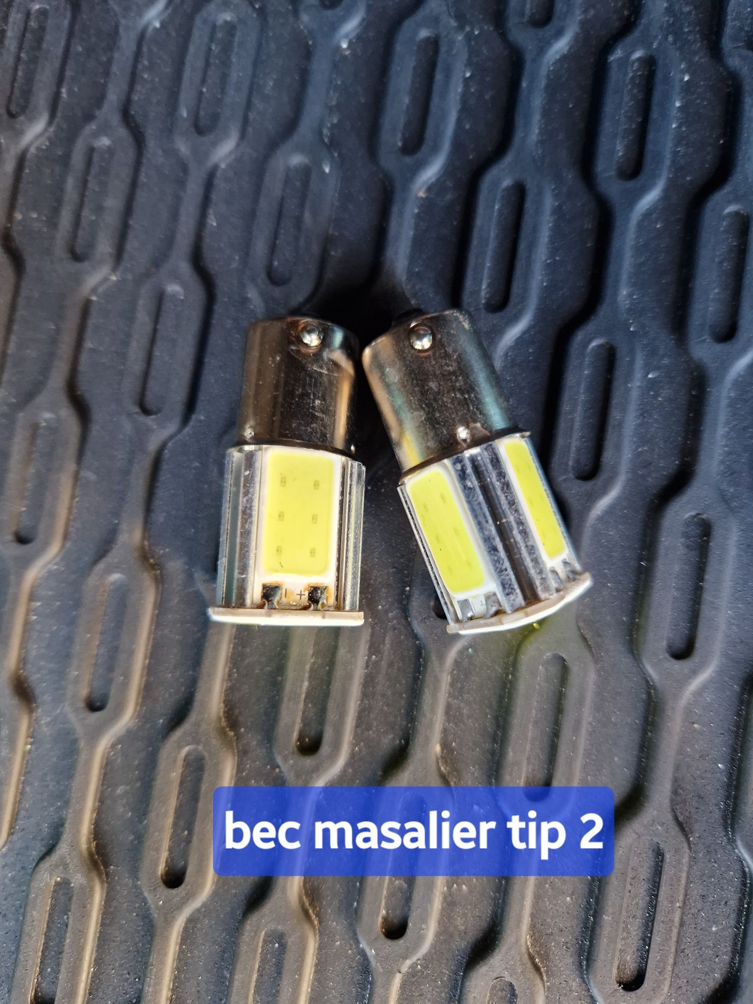 Vand becuri led semnalizare P21w și poziție spate