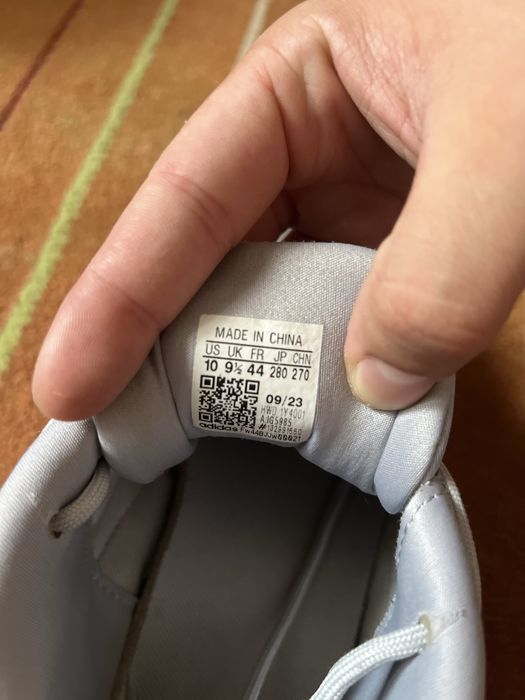 Adidas Ozelle (44/28)
