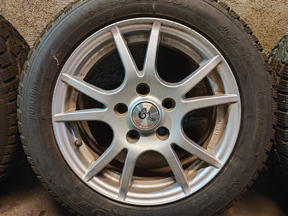 Джанти с гуми 5x114.3 15" 60.1