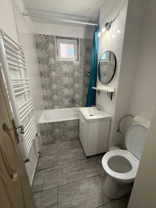 Particular inchiriez apartament 2 camere renovat zona ITC Brasov