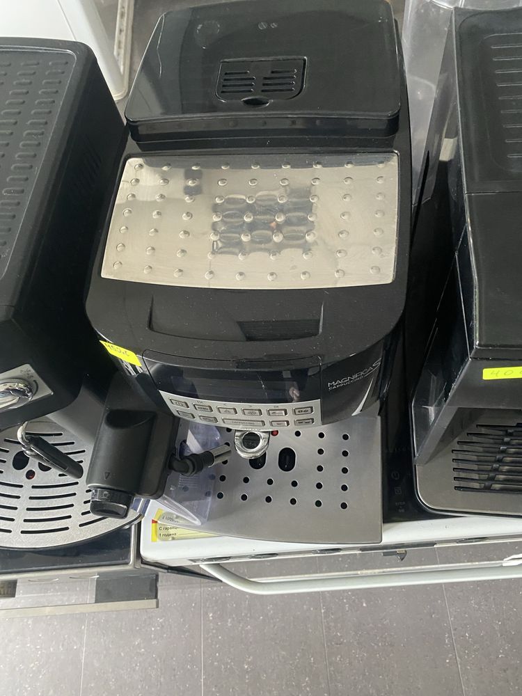 Кафемашина DELONGHI