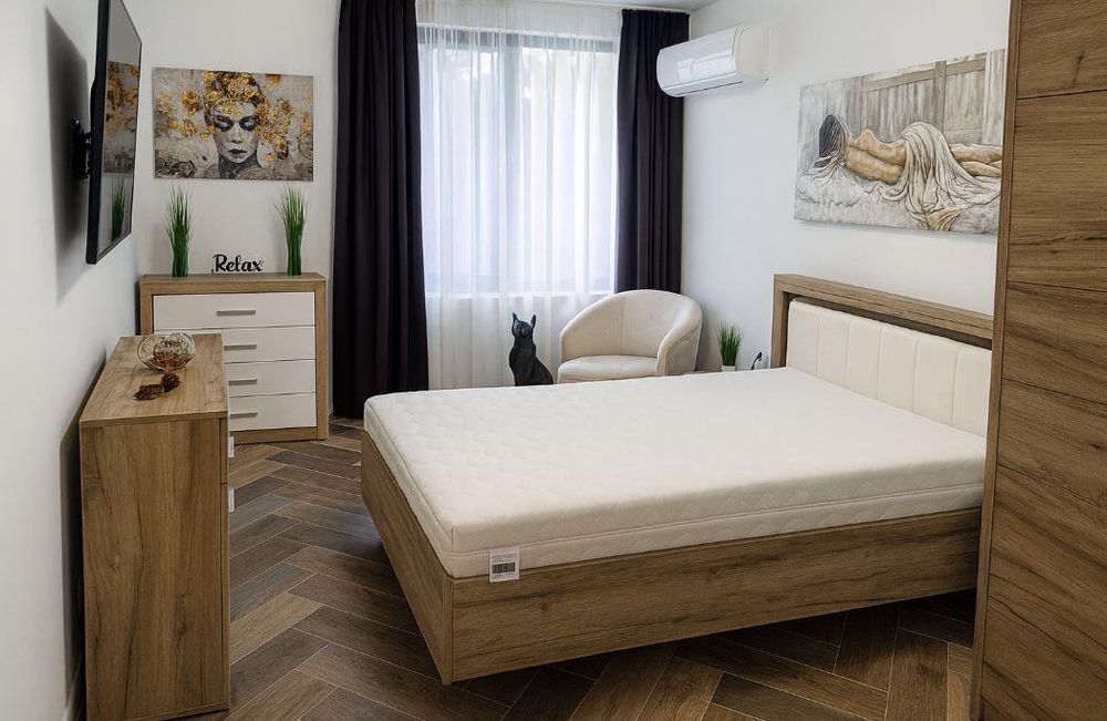 Дава се под наем Тристаен апартамент в Варна, м-т Св. Никола - 125 кв.м за 1400 € - Снимка #3