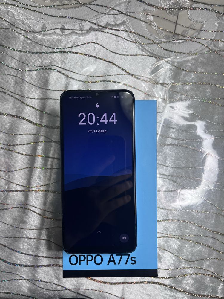 OPPO A77s в хорошем состоянии