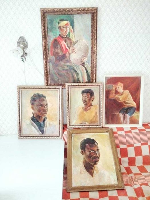 Картины маслом авторские, оригинал, и одна магазинная новая