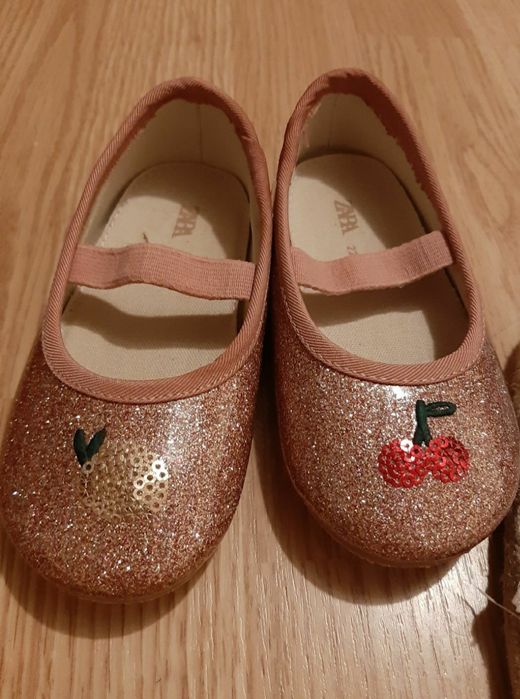 Lot incaltaminte marime 22 Zara, Crocs, H&M, sandale, pantofi, balerin