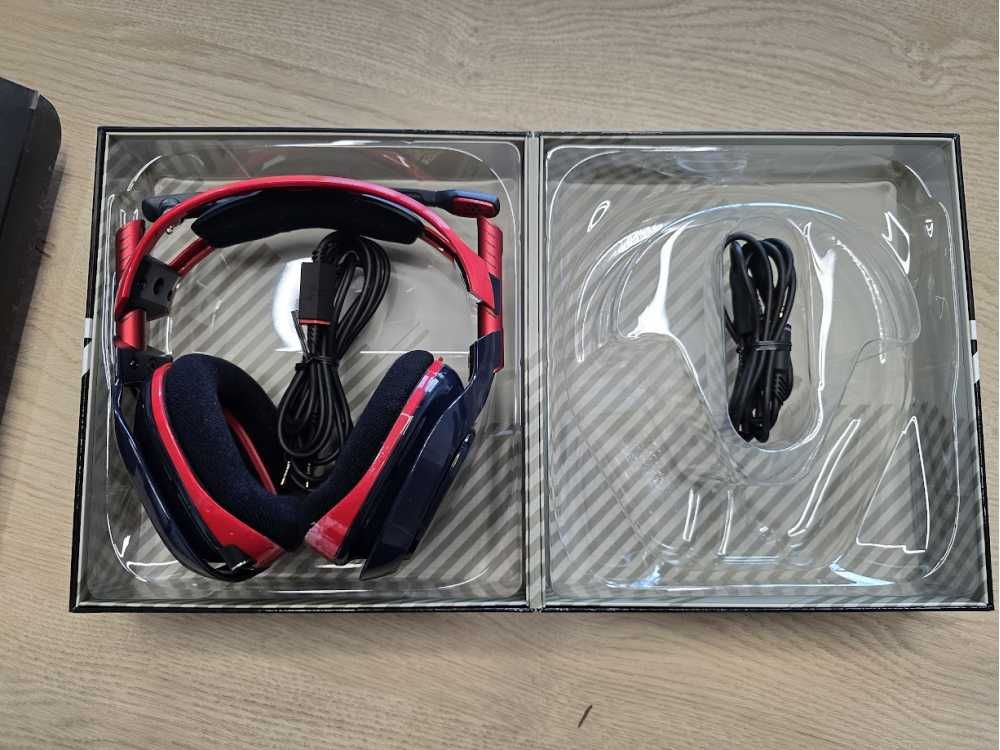 Слушалки Astro A40 TR X-Edition, микрофон, сменяем микрофон, геймърски