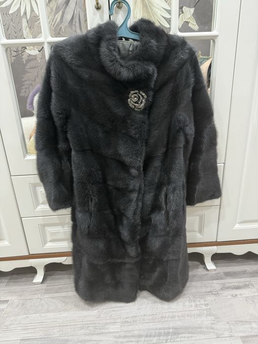Продам Шубу норковую !!