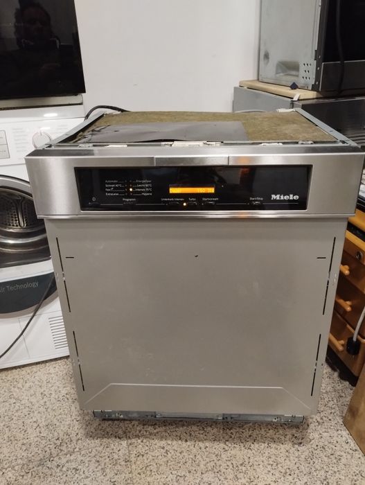 Съдомиялна Miele G5830 SCI Осветление ,Вакум