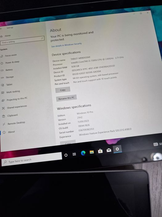 Microsoft Surface Pro 5 1807 i5 256GB Windows Pro