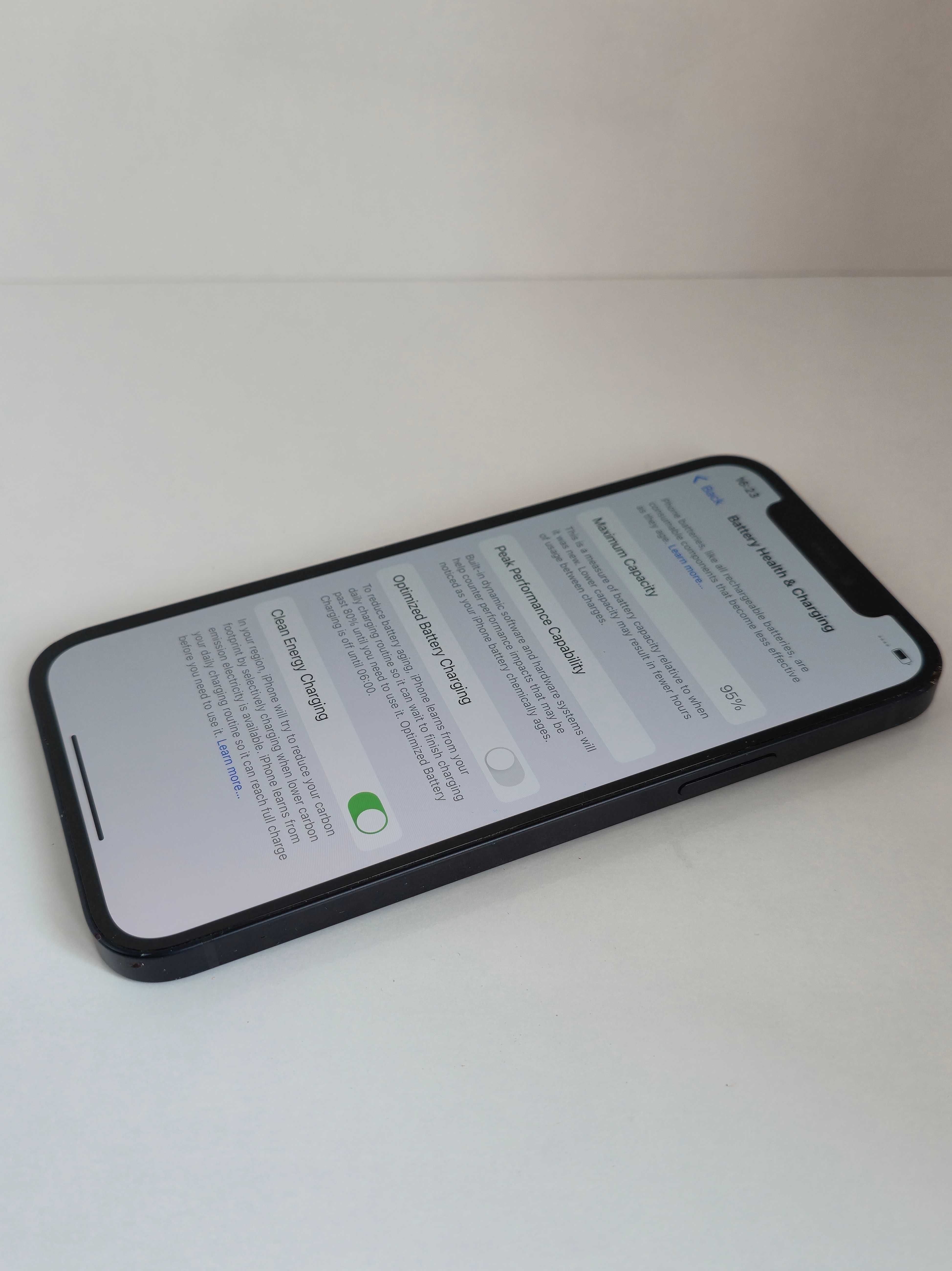 iPhone 12 64GB Black