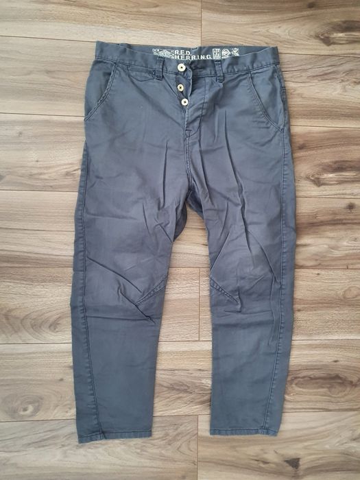 Pantaloni barbati diverse modele