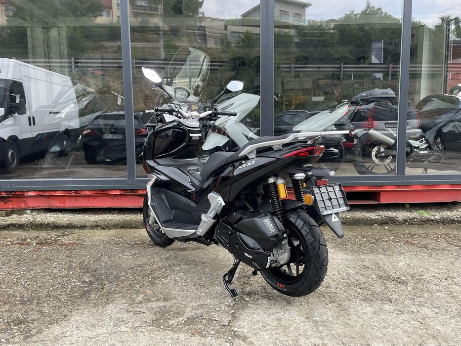 Scuter TNT XCO 125 cc-Nou-CBS- carplay -Garantie-Transport Gratuit-