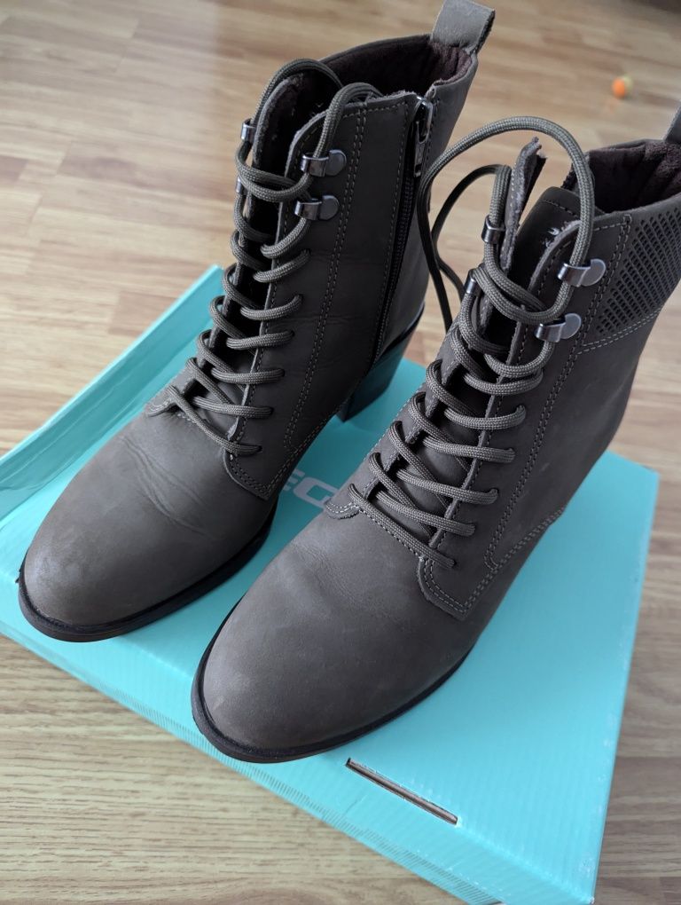 Botine din piele naturală - Pegada