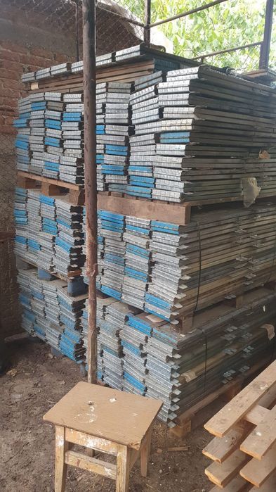 Rame paleti pentru paturi inaltate sau containere pentru stocare