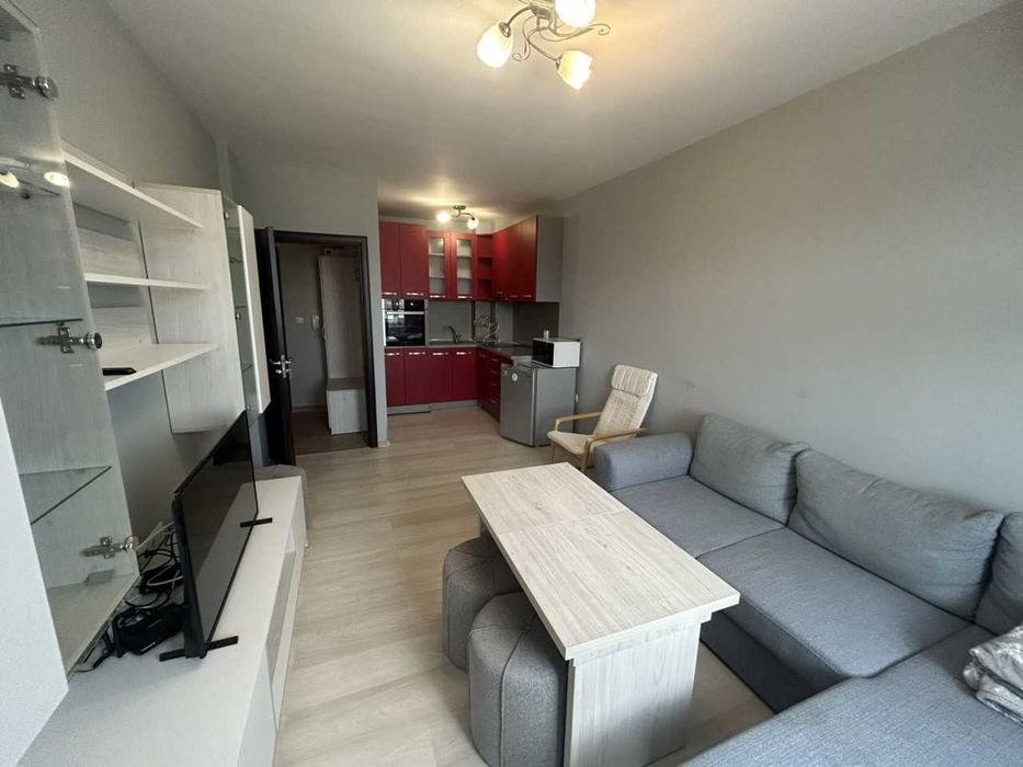 Двустаен апартамент в Смирненски