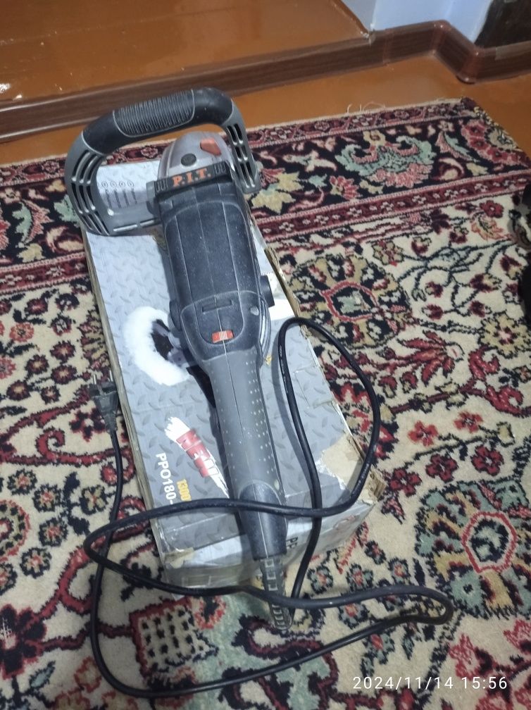 Полировочная машинка для авто